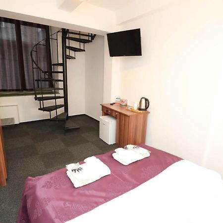 Hotel California Budapest Eksteriør bilde