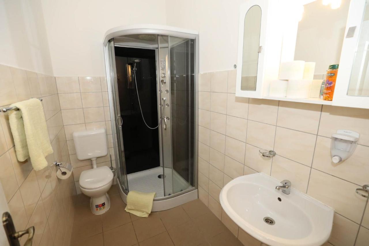 Hotel California Budapest Eksteriør bilde