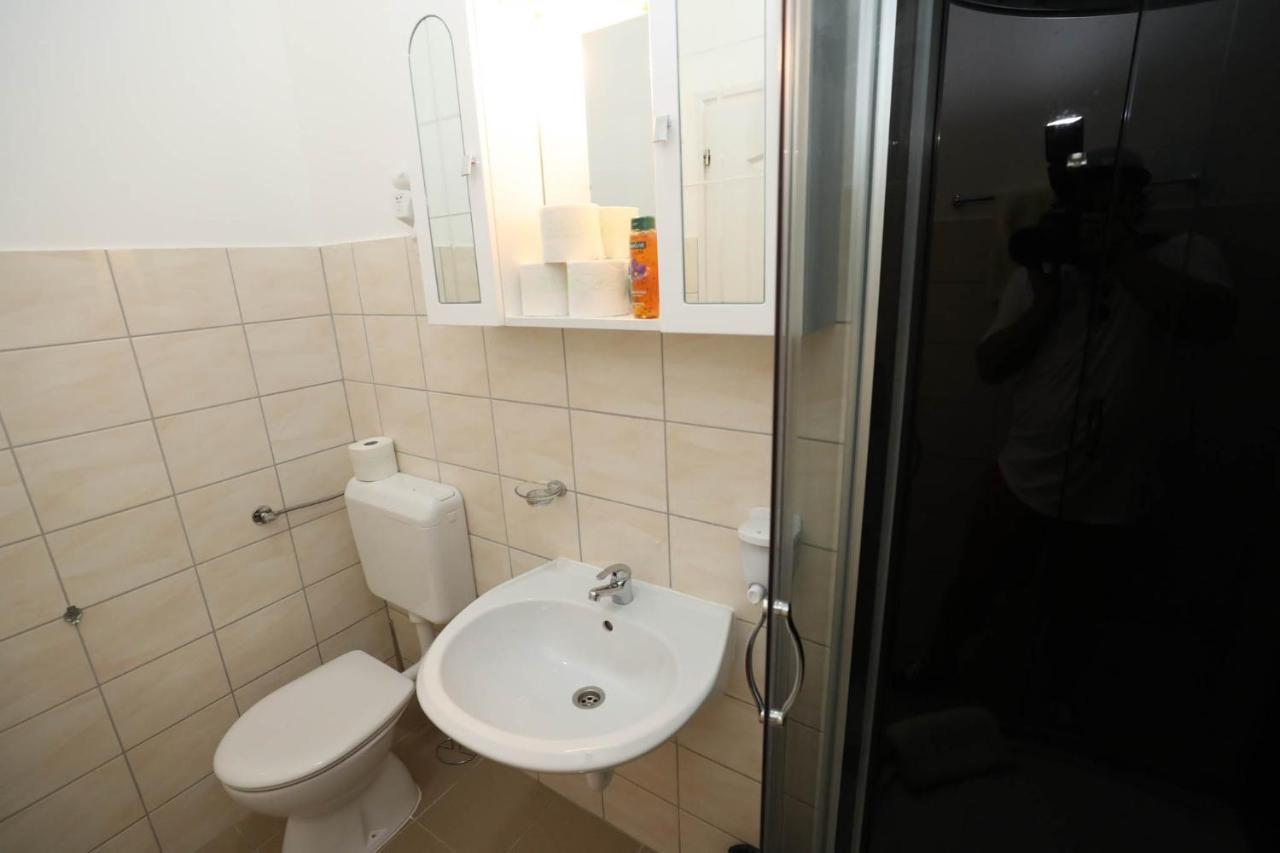 Hotel California Budapest Eksteriør bilde